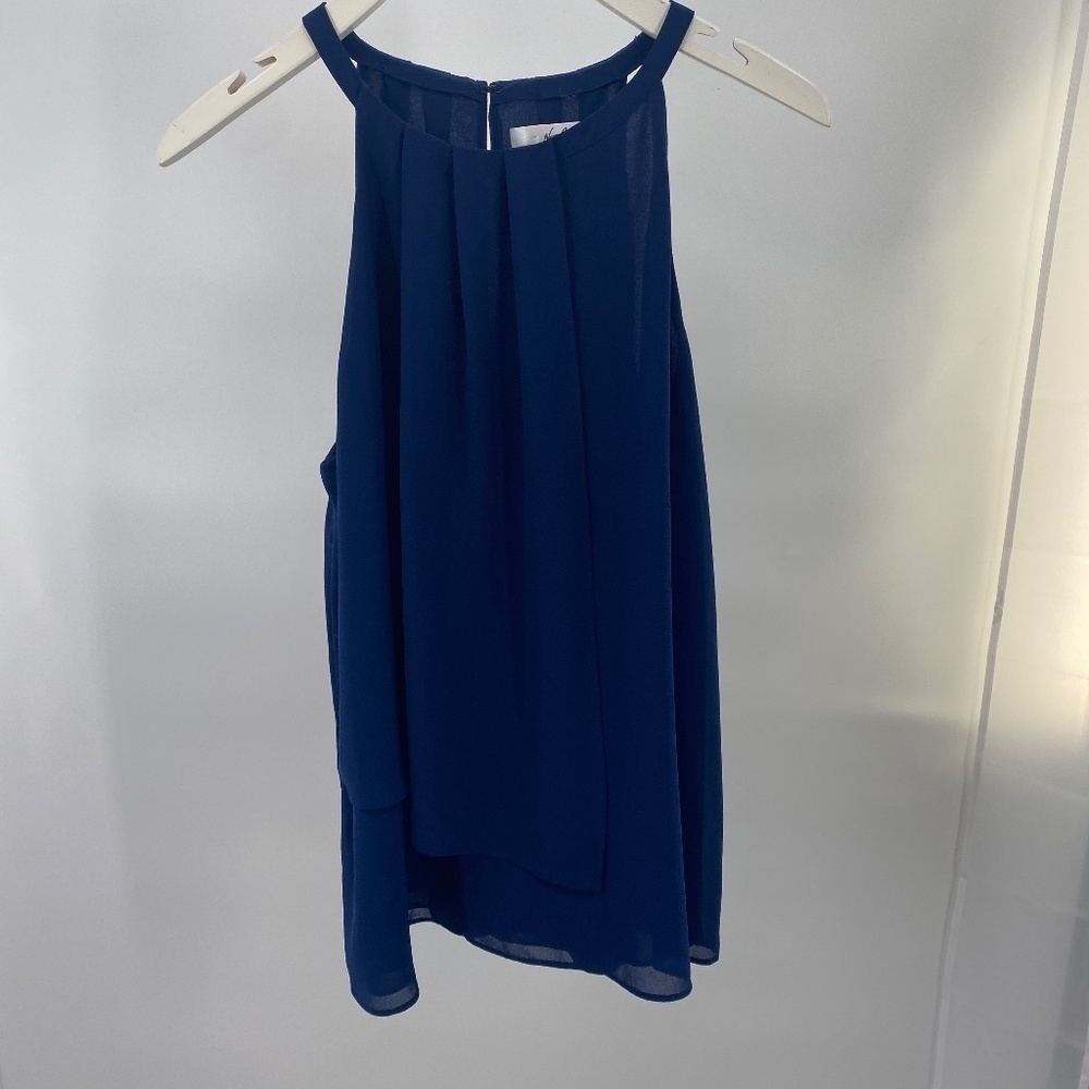 Norah Navy blue sleeveless blouse. Size Medium